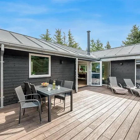 Baggi - 900m From The Sea By Interhome