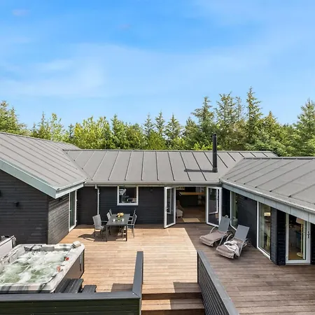 Dom wakacyjny Baggi - 900m From The Sea By Interhome